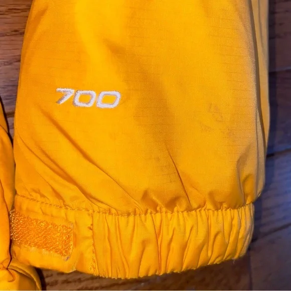 The North Face Orange and Black Puffer Jacket - Picture 6 of 11